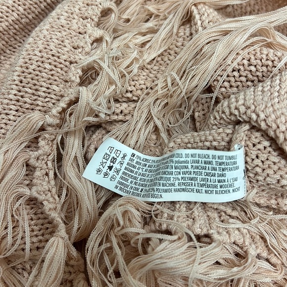 English Factory Knit Tasseled Sweater with Crossed Details on Back Size Medium - Picture 4 of 6